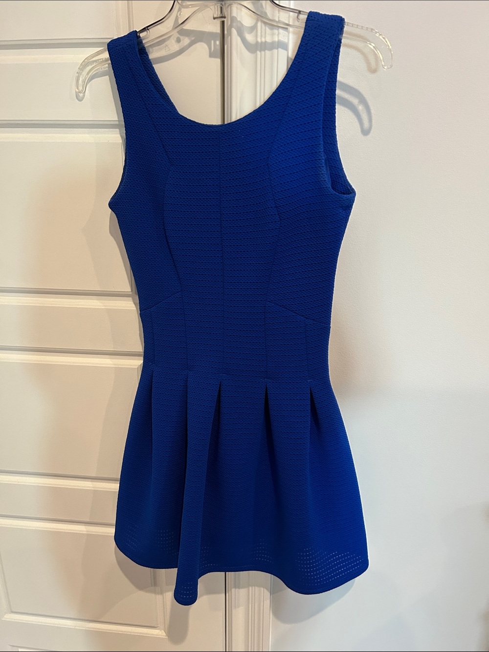 Gently used Women’s Blue Sleeveless Fit & Flare Dress